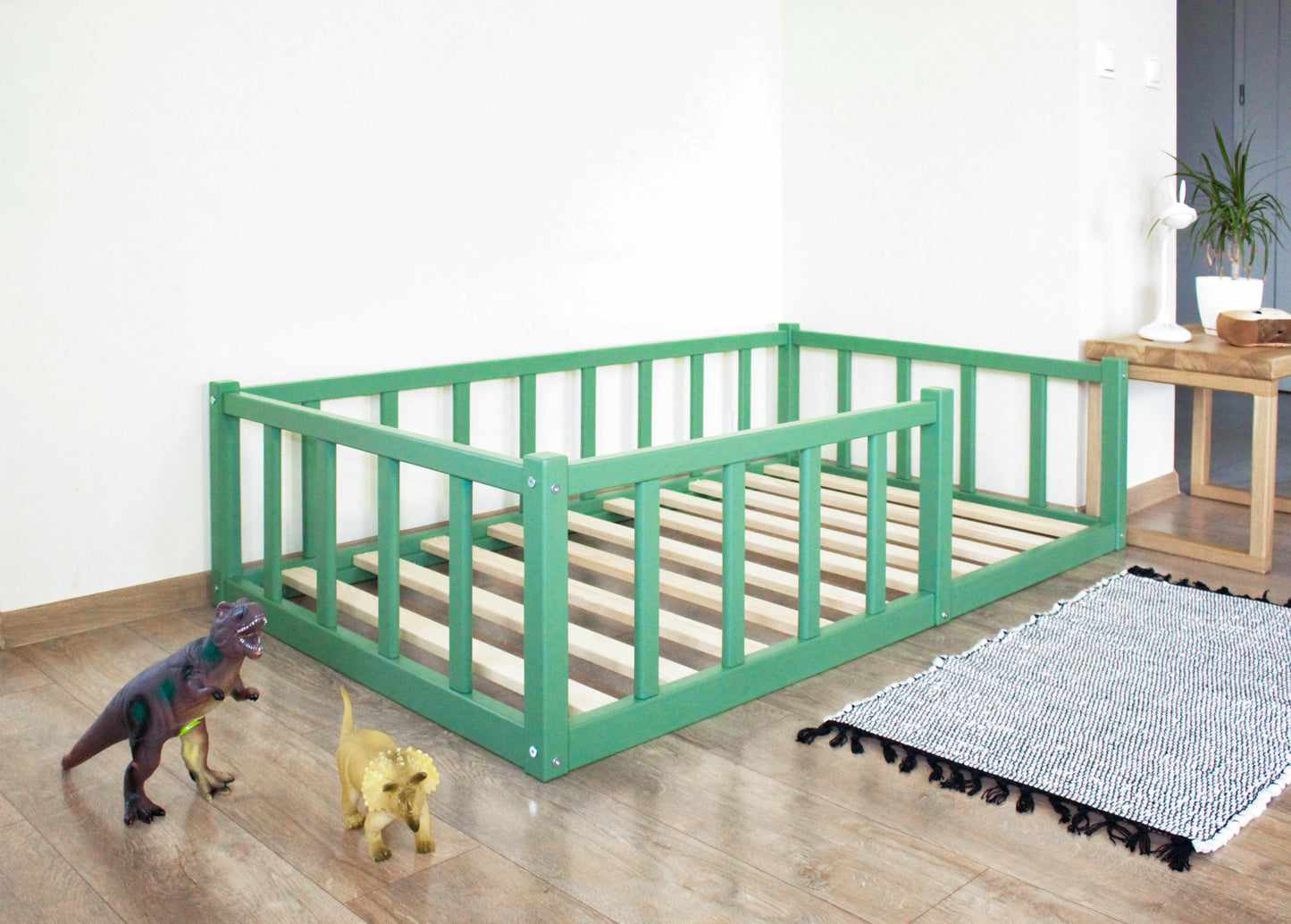 Montessori floor toddler Platform bed frame with slats