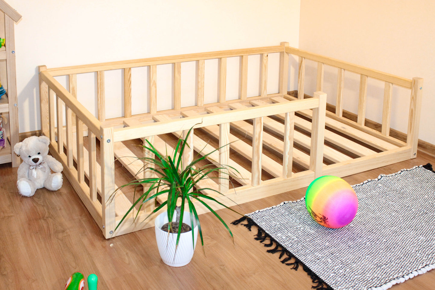 Montessori floor toddler bed frame with slats Natural oil