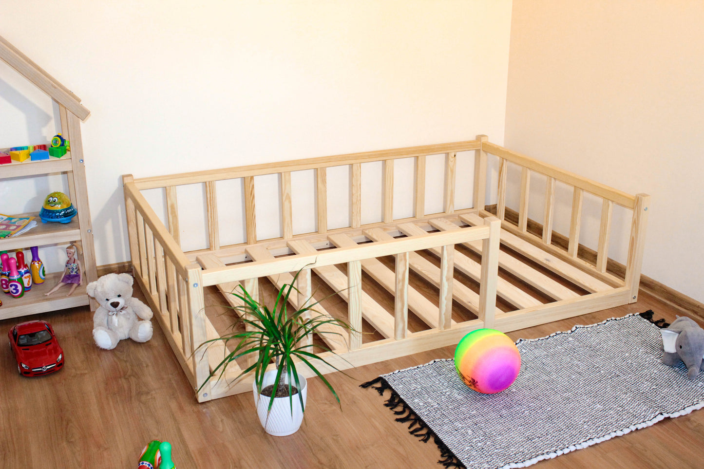 Montessori floor toddler bed frame with slats Natural oil