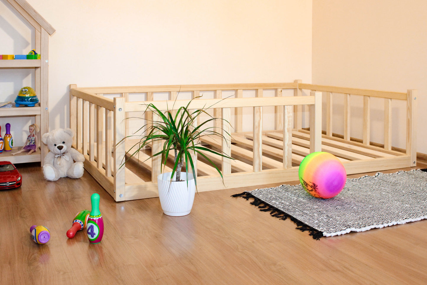 Montessori floor toddler bed frame with slats Natural oil