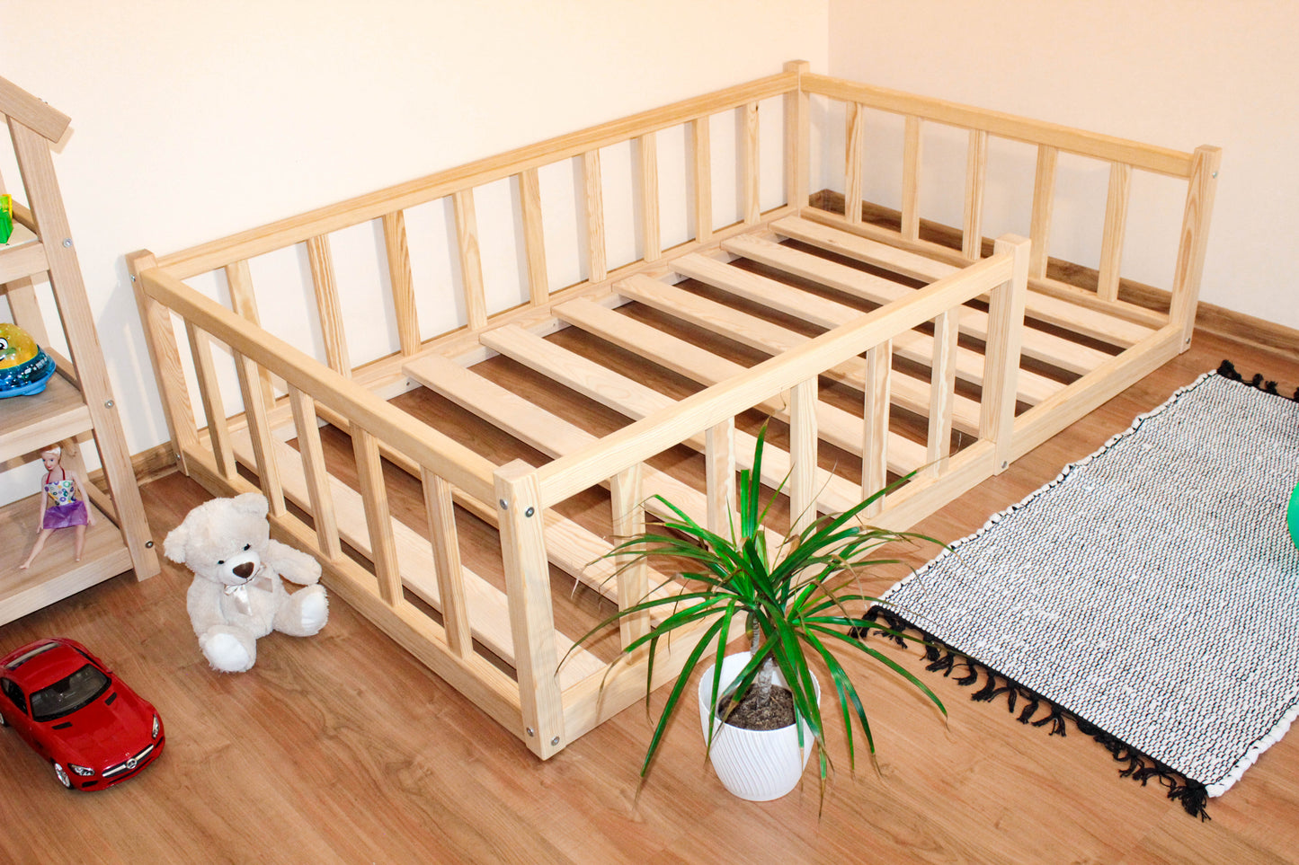 Montessori floor toddler bed frame with slats Natural oil